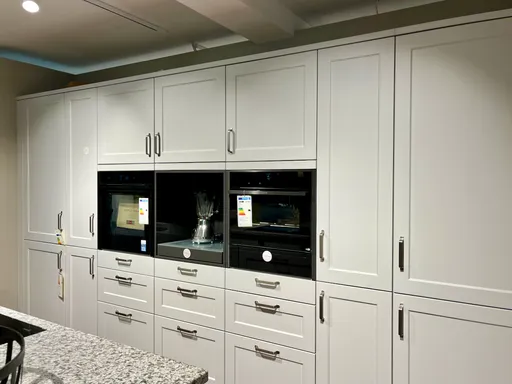 Moderne Landhausküche mit vielen Finessen