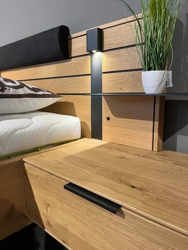 Bett SCOTTSDALE