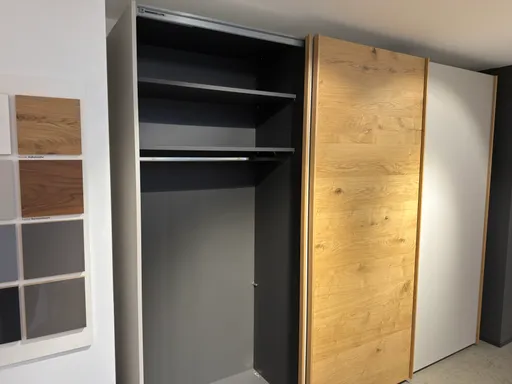 Schiebetürenschrank 235581 Mat 300 von Loddenkemper
