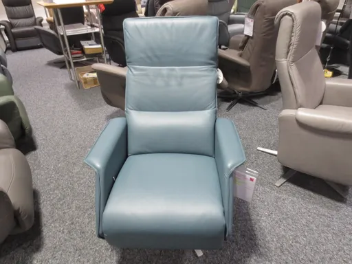 JETZT ZUM HALBEN PREIS