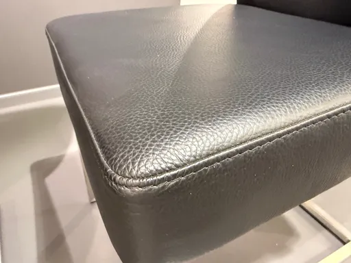 2 x Freischwinger Duo von Contur - Ausstellungsstück