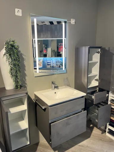 Badezimmer "RIVA BETON"