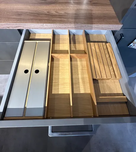 Einbauküche TAR + AVO