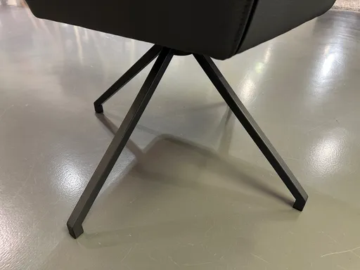 Stuhl mit Armlehnen Xilo