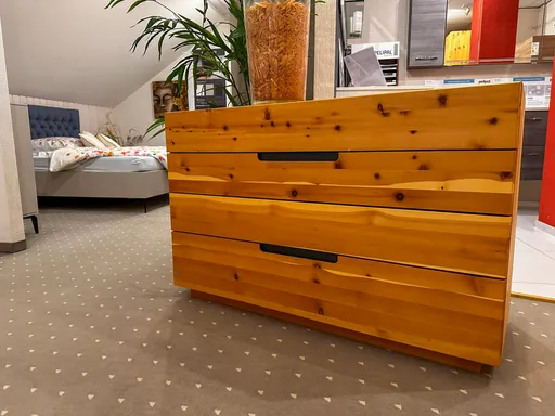 Schlafzimmer Zirbe