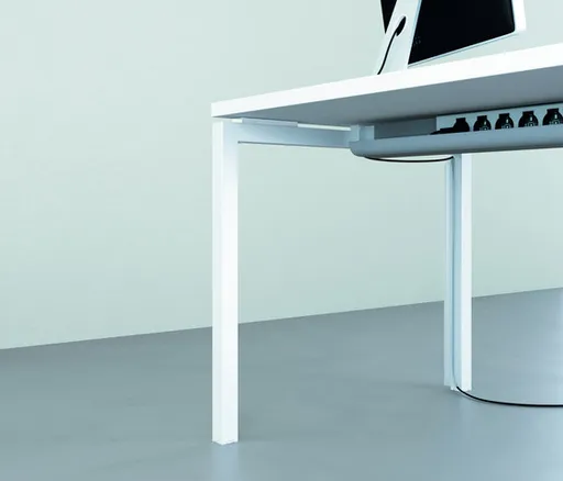Kabelmanagement "Kabelsysteme" von Quadrifoglio