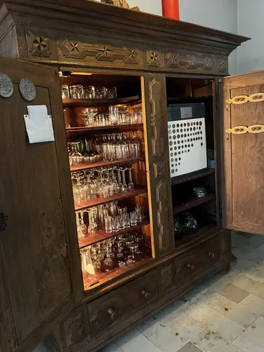Bauernschrank BÜCKEBURG - Antiquität