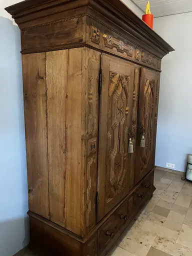 Bauernschrank BÜCKEBURG - Antiquität