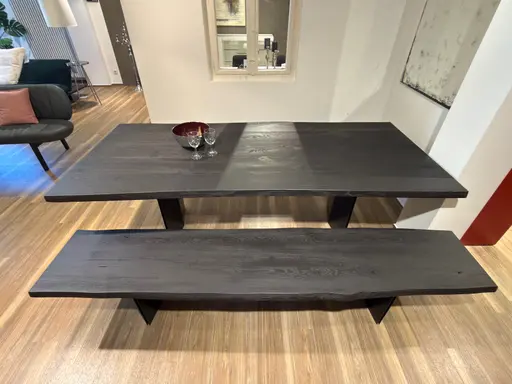 Esstisch & Bank Mammut von Form Exclusiv