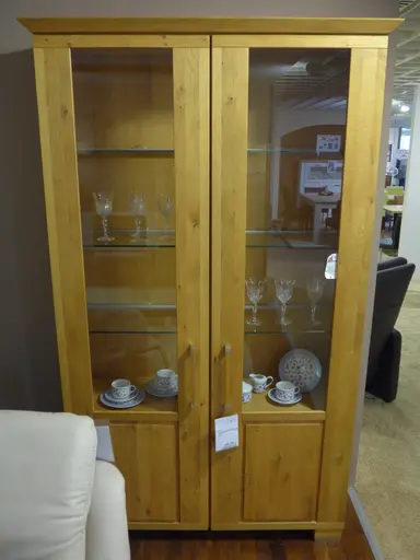 Schrank Vitrine Oakland - Standort Hermsdorf
