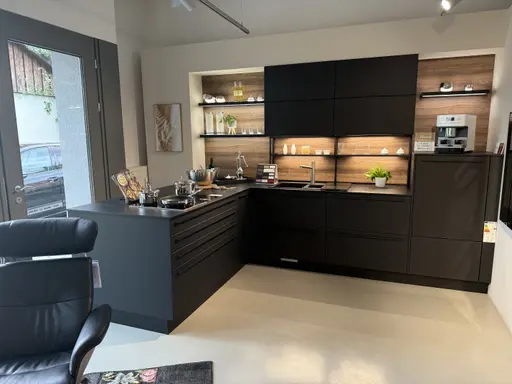 Ausstellungsküche SIE - Koje 6 in Aichach