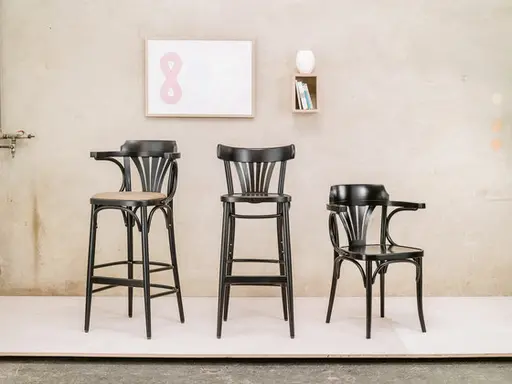 Barhocker "56" von Ton