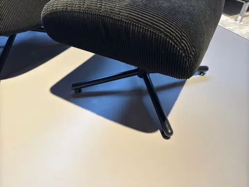  Sessel & Hocker Victor von Brühl 