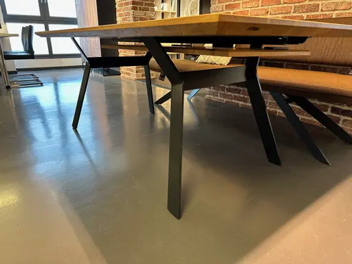 Essgruppe Mileto von Contur