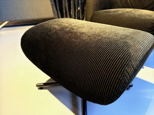  Sessel & Hocker Victor von Brühl 