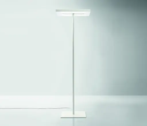 Stehleuchte "Linea" von Quadrifoglio