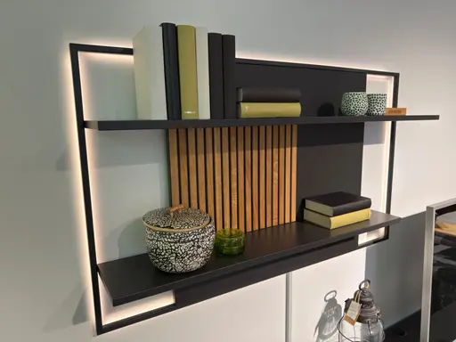 Lowboard & Wandpaneel Stav von Raum.Freunde 