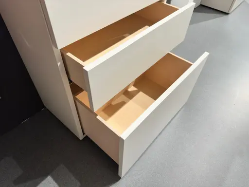 Garderobe Tando von Sudbrock 