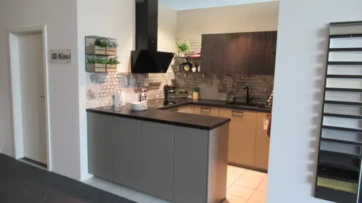 Ausstellungsküche SIE - Koje 26 in Kaufbeuren