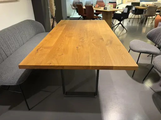 Esstisch Minou von Form Exclusiv