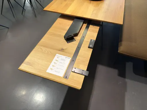 Ausziehtisch Mileto Swing von Contur 