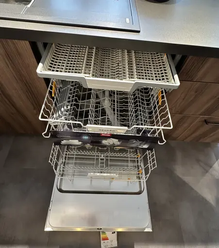 Einbauküche TAR + AVO