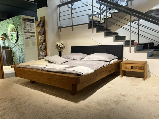 Natura Baltimore Set Massivholzbett, Kleiderschrank und 2 Nachttische in Wildeiche Massiv