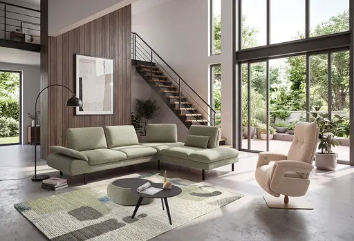 Wohnzimmer: Sofa als Mittelpunkt