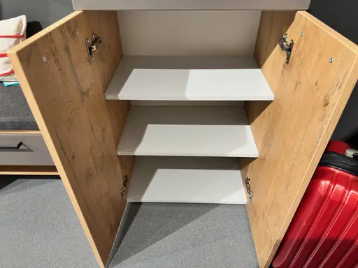 Garderobe Faro von Wittenbreder 