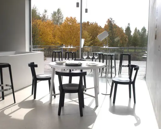 Stuhl "PUNTON" von Ton