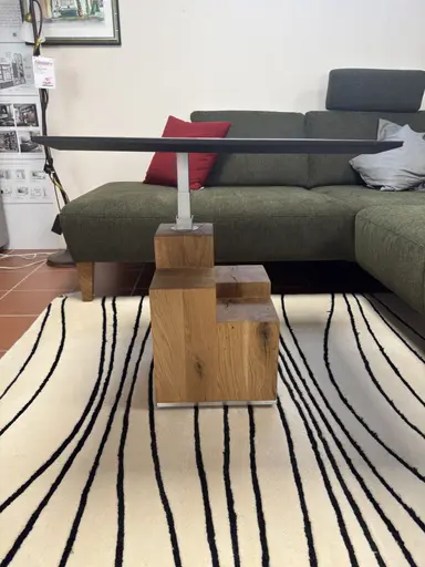 Couchtisch mit Hydro Lift
