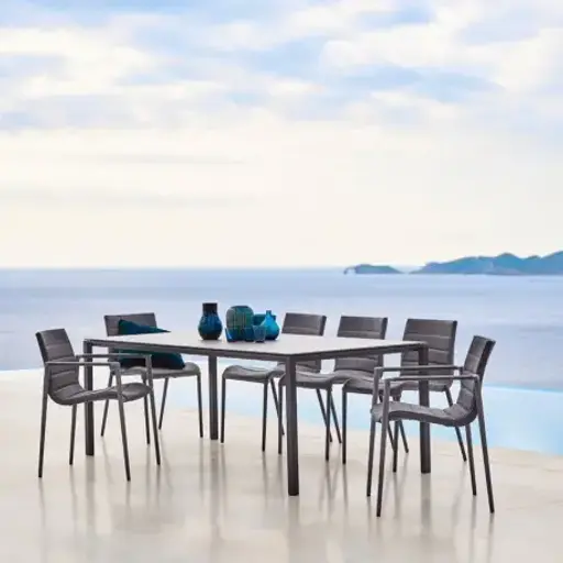 Cane-line CORE Armlehnstuhl, stapelbar