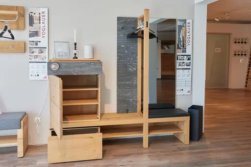 Garderobe V-Rock coming