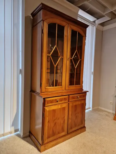 Aufsatzvitrine Ravenna