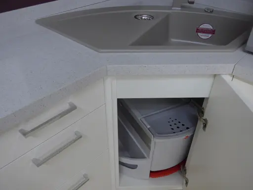 Küchenblock Nova Gloss - 270 x 320 cm