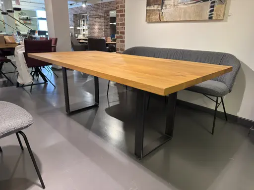 Esstisch Minou von Form Exclusiv