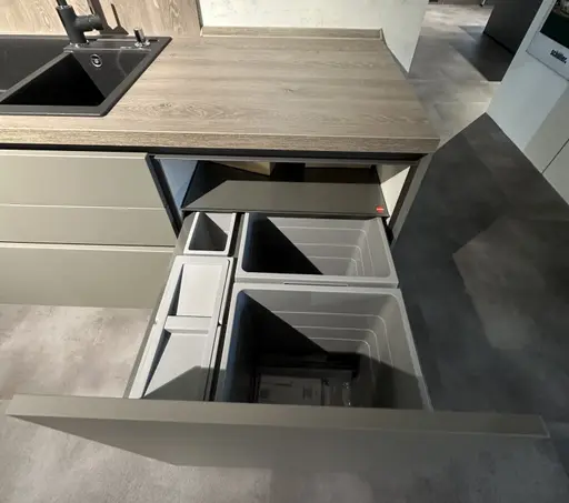 Einbauküche Easytouch + Riva