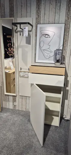 Garderobe Contur Aversa