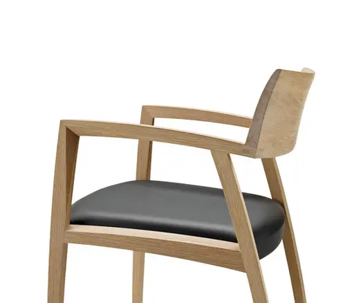 Stuhl "GM 326 Curve" von Naver Collection