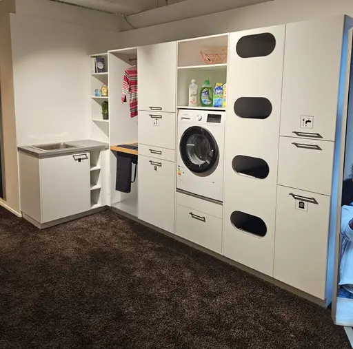 Hauswirtschaftsraum PURA