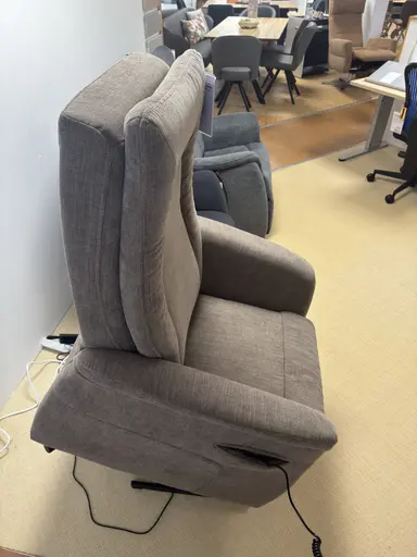 Fernsehsessel mit Aufstehhilfe 