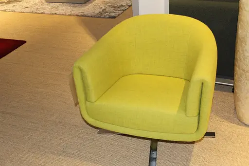 Sessel Erpo Classics 112 Cocktailsessel grün Stoff Ploegwool